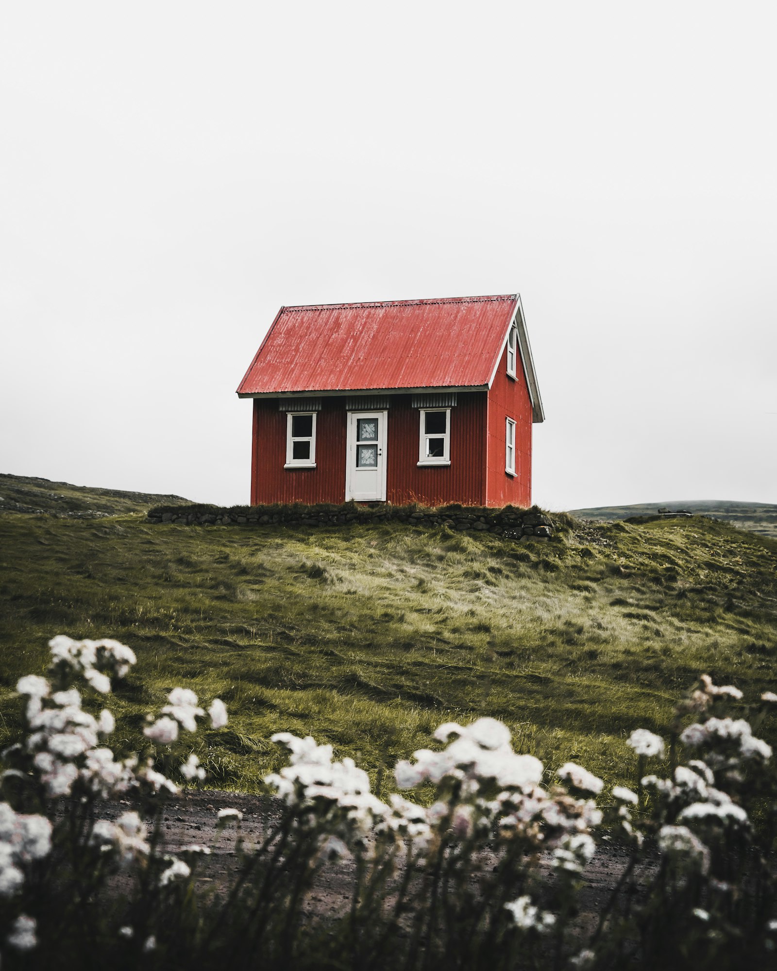 A residence presented as a scrolling in-page experience rather than a downloadable document
